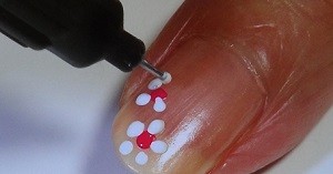 100均　ネイルアートペン