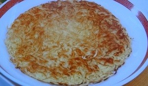 エビチリあんかけかた焼きそば