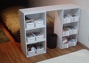 カラーボックス×ゴミ箱で ゴミ捨てテーブル