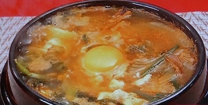 【晩酌の流儀】豚キムチ納豆スンドゥブのレシピ：韓国料理！栗山千明主演第6話