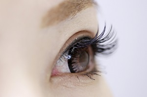 ハナタカ：視力が一時的によくなる目の運動のやり方！