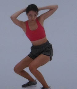 ひねるスクワット