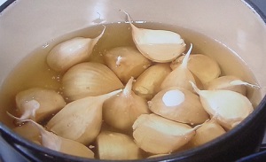 丸ごとにんにくオイル