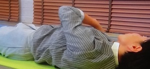 腹ぺタゴロゴロ体操