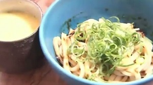 家事ヤロウ：のりポタうどんですよのレシピ！ミシュランシェフの冷凍うどんのアレンジ