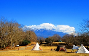 【ヒルナンデス】河口湖キャンプ場「つながる CAMP RESORT くうねるたす」の場所は？富士山一望