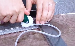 網戸の張り替え