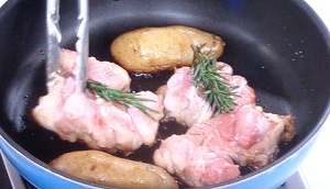 鶏肉のパリパリソテー