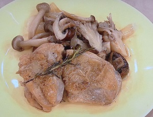 【ウワサのお客さま】ゴリラパパの鶏もも肉のミルク煮込みのレシピ！