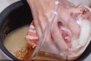 しょうが焼きの同時メシ