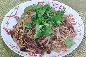 ピーラーごぼう焼きそば