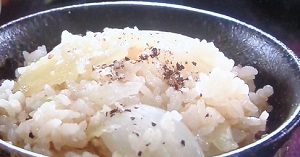 和田明日香の 丸ごと新玉ねぎの炊き込みご飯のレシピ！スクール革命