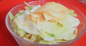 【家事ヤロウ】和田明日香の特製ドレッシングの温レタスサラダのレシピ！