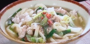 山本ゆりさんの鶏もつ鍋風豚ニラうどんのレシピ！夏のレンチンレシピ