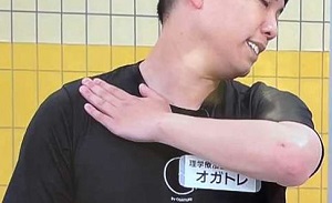 胸開きエクササイズ